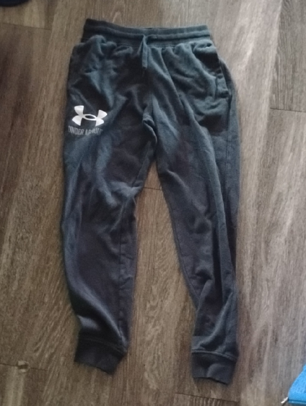 Kids Black Under Armour Joggers In Size Small